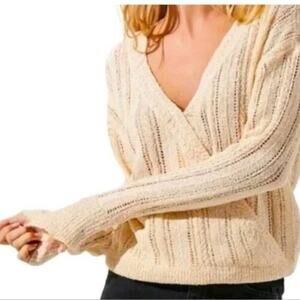 Revolve ASTR the Label NEW Antiqued Cream Cross Knit Open Weave V-Neck Sweater M